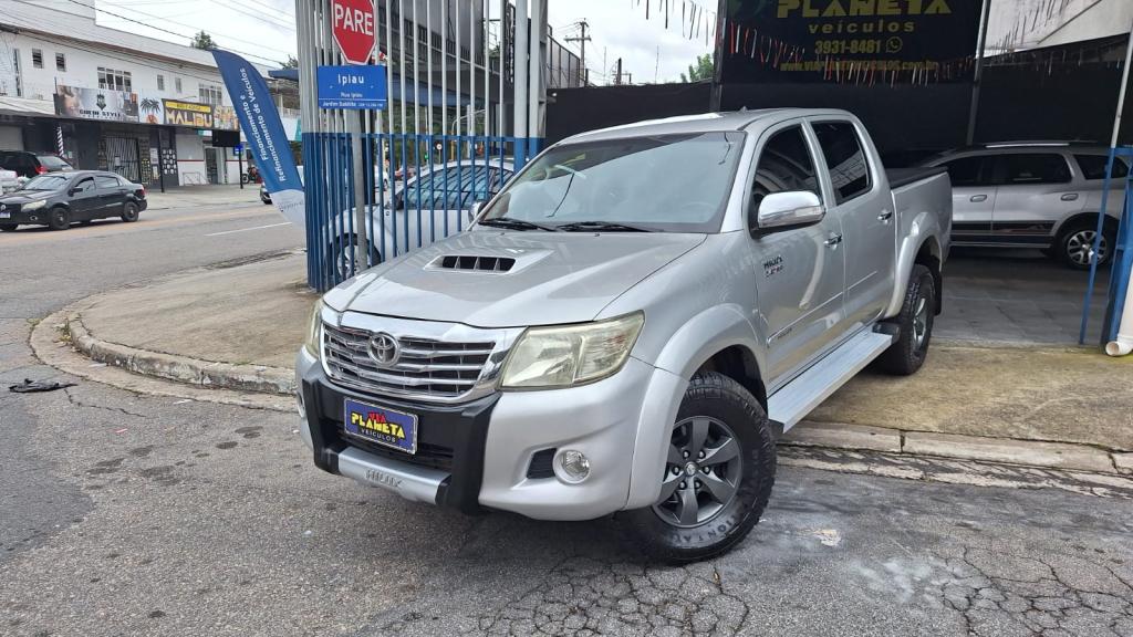TOYOTA Hilux Caminhonete - Foto