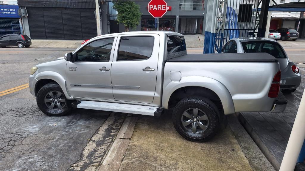 TOYOTA Hilux Caminhonete - Foto