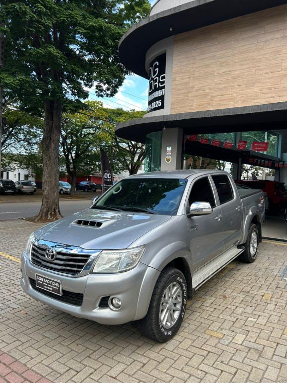 TOYOTA Hilux Caminhonete