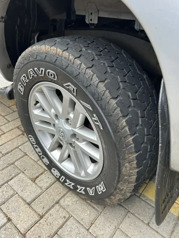 TOYOTA Hilux Caminhonete - Foto