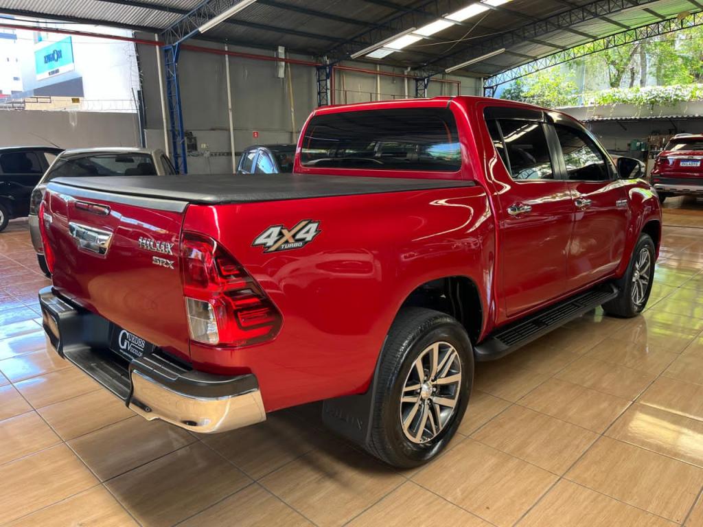 TOYOTA Hilux Caminhonete - Foto