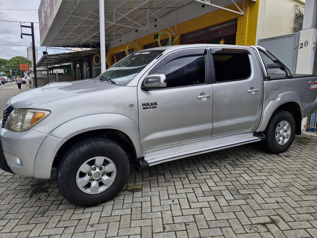 TOYOTA Hilux Caminhonete - Foto