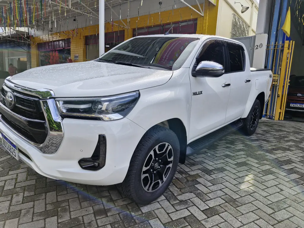 TOYOTA Hilux Caminhonete