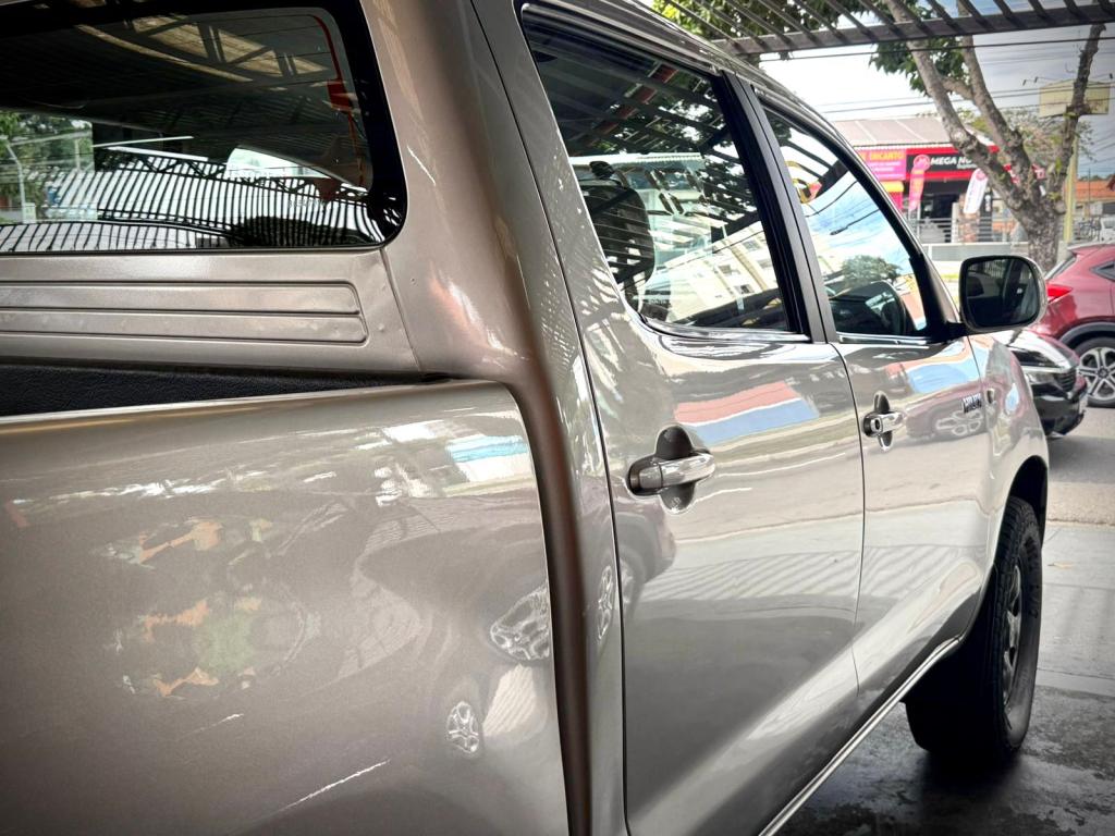 TOYOTA Hilux Caminhonete - Foto