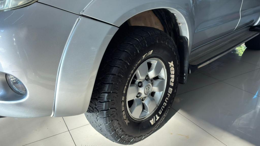 TOYOTA Hilux Caminhonete - Foto
