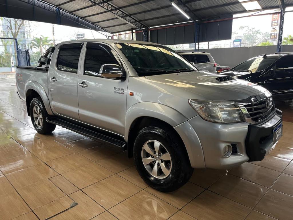 TOYOTA Hilux Caminhonete
