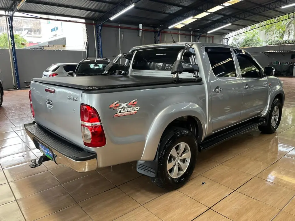 TOYOTA Hilux Caminhonete - Foto