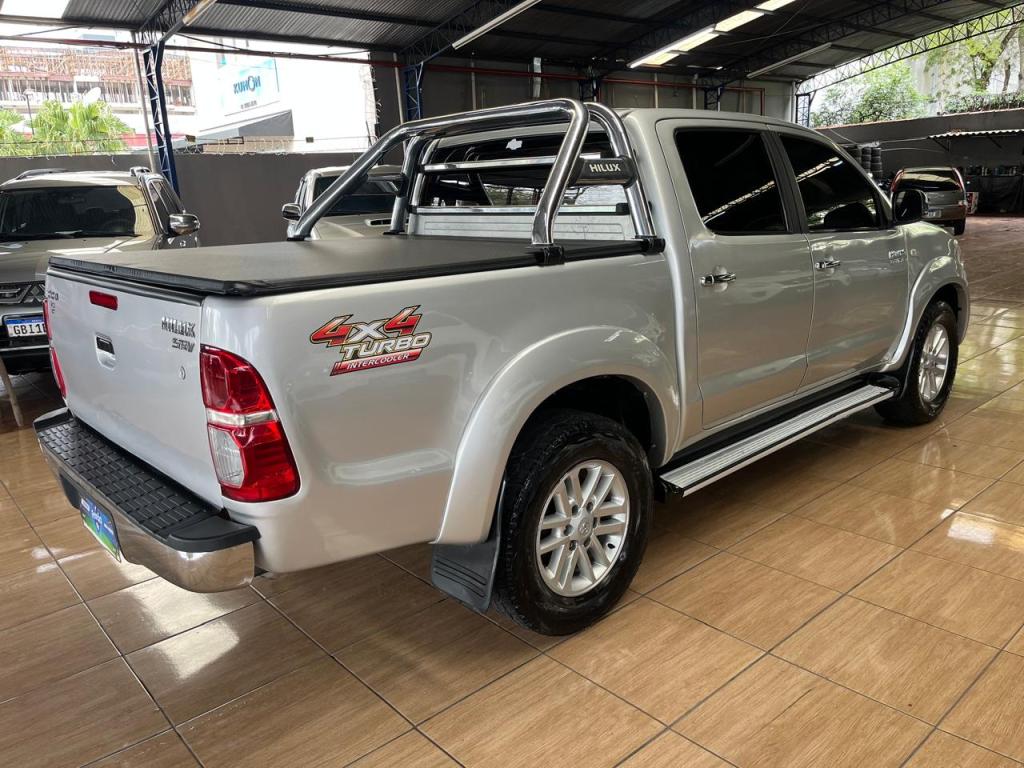 TOYOTA Hilux Caminhonete - Foto