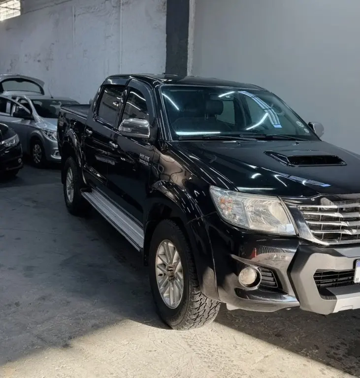 TOYOTA Hilux Caminhonete - Foto