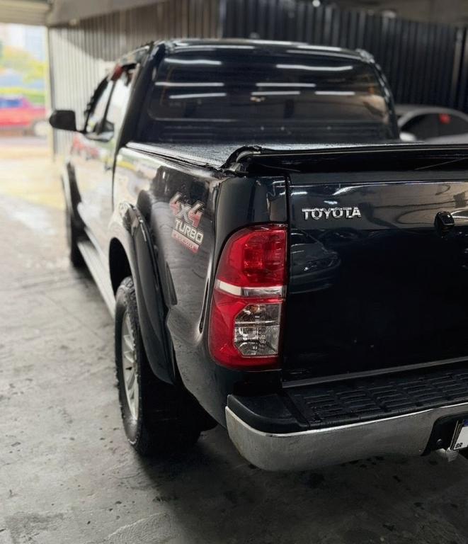 TOYOTA Hilux Caminhonete - Foto