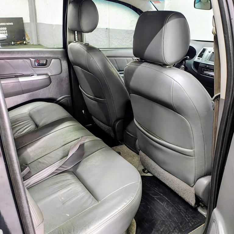 TOYOTA Hilux Caminhonete - Foto