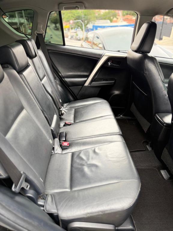 TOYOTA RAV 4 - Foto