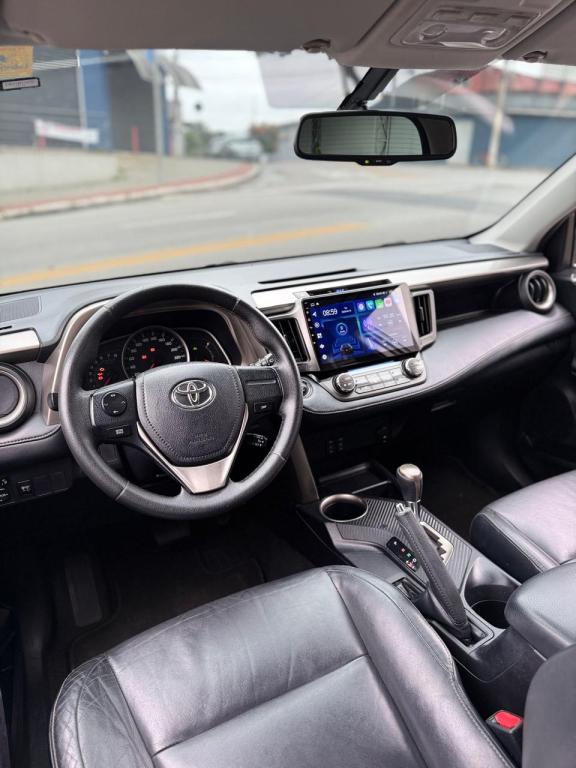 TOYOTA RAV 4 - Foto