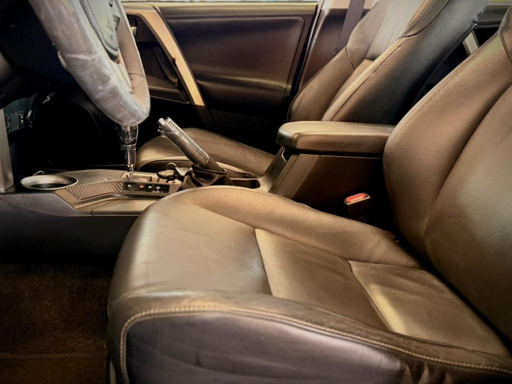 TOYOTA RAV 4 - Foto
