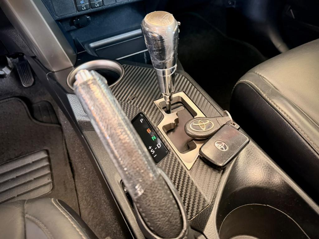 TOYOTA RAV 4 - Foto