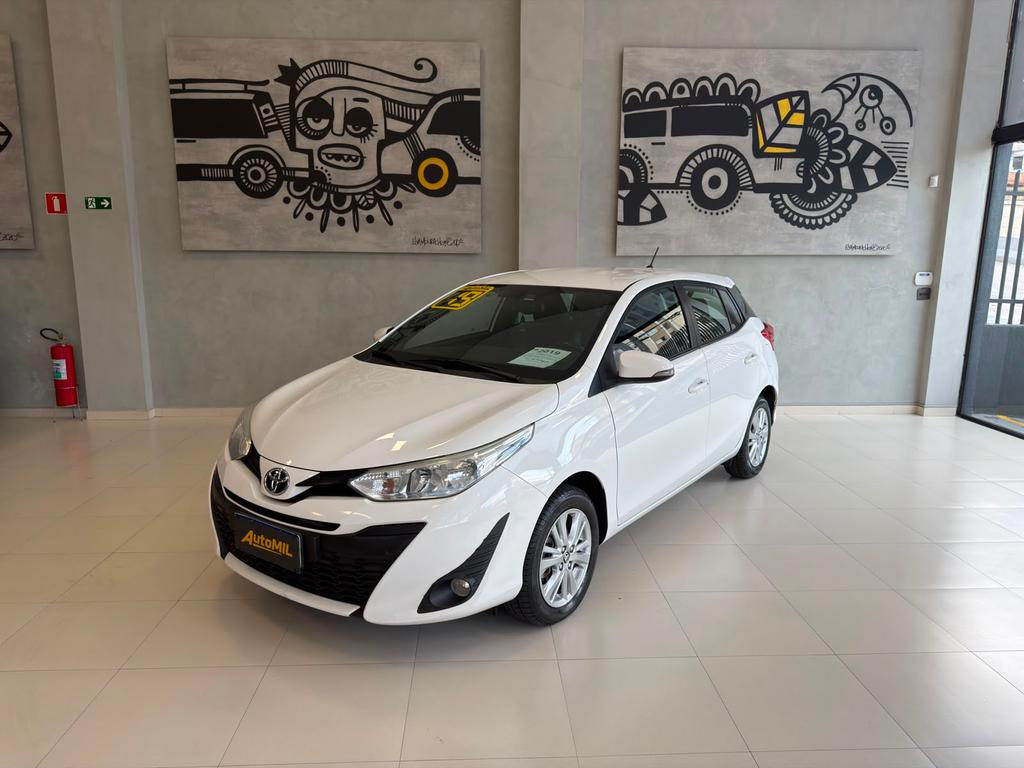TOYOTA Yaris Hatch - Foto