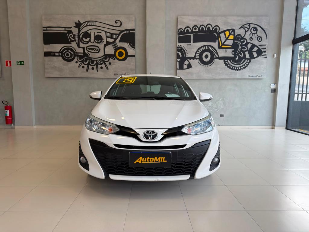 TOYOTA Yaris Hatch - Foto