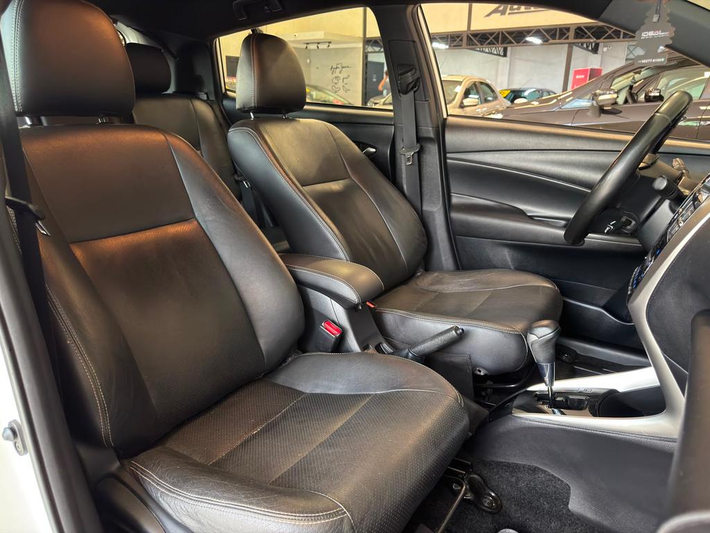 TOYOTA Yaris Hatch - Foto