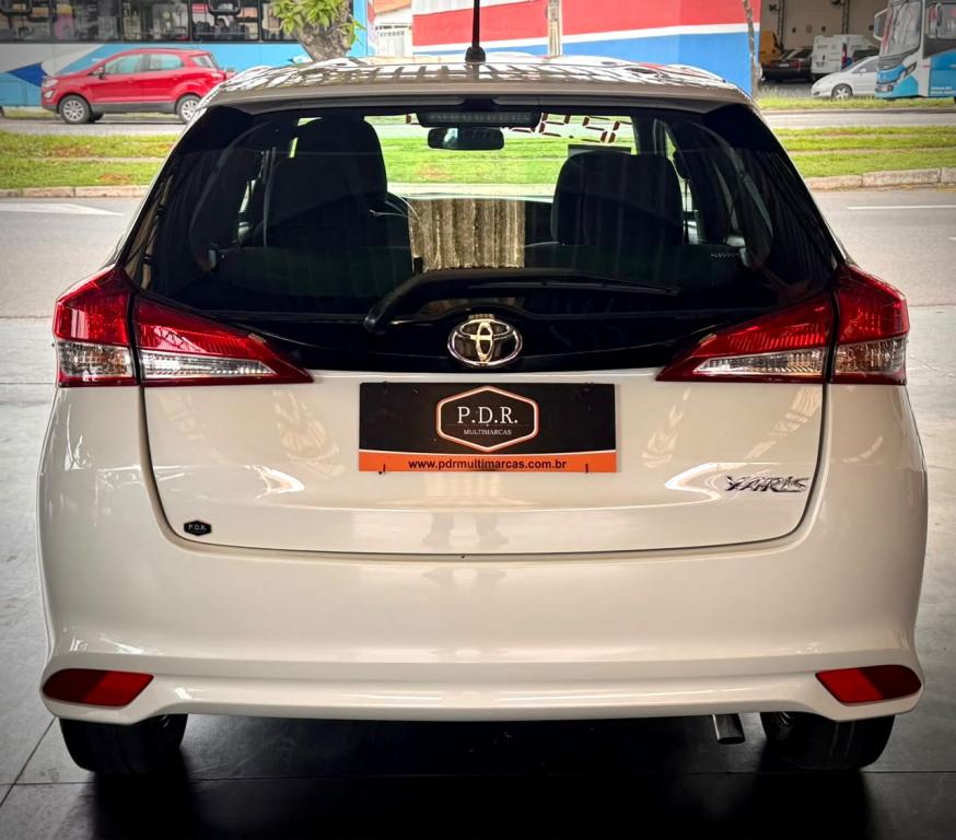 TOYOTA Yaris Hatch - Foto