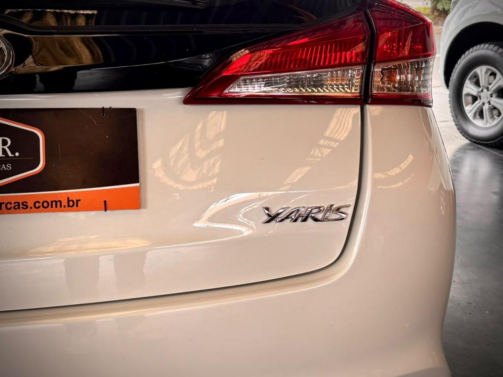 TOYOTA Yaris Hatch - Foto