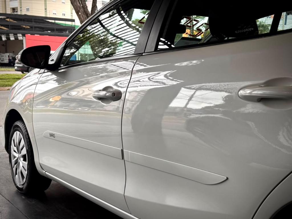 TOYOTA Yaris Hatch - Foto