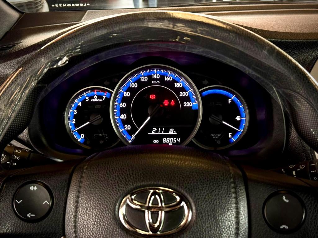 TOYOTA Yaris Hatch - Foto