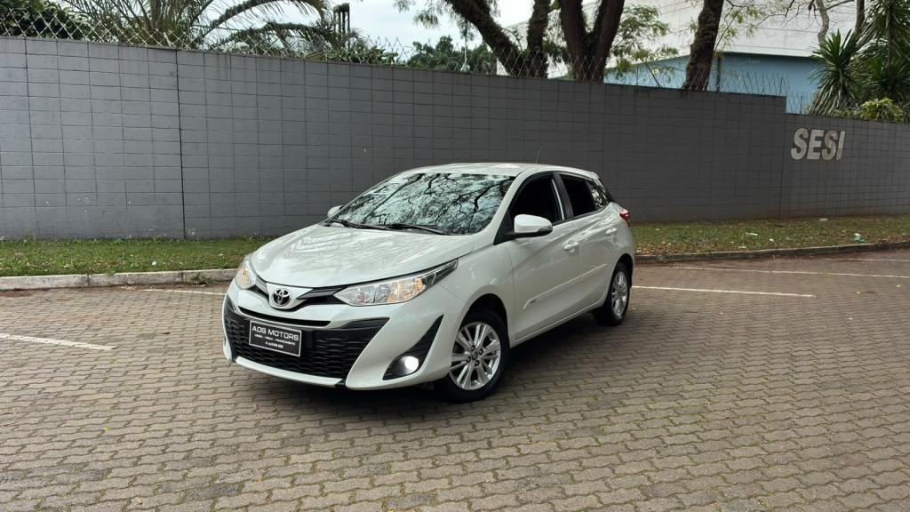 TOYOTA Yaris Hatch - Foto