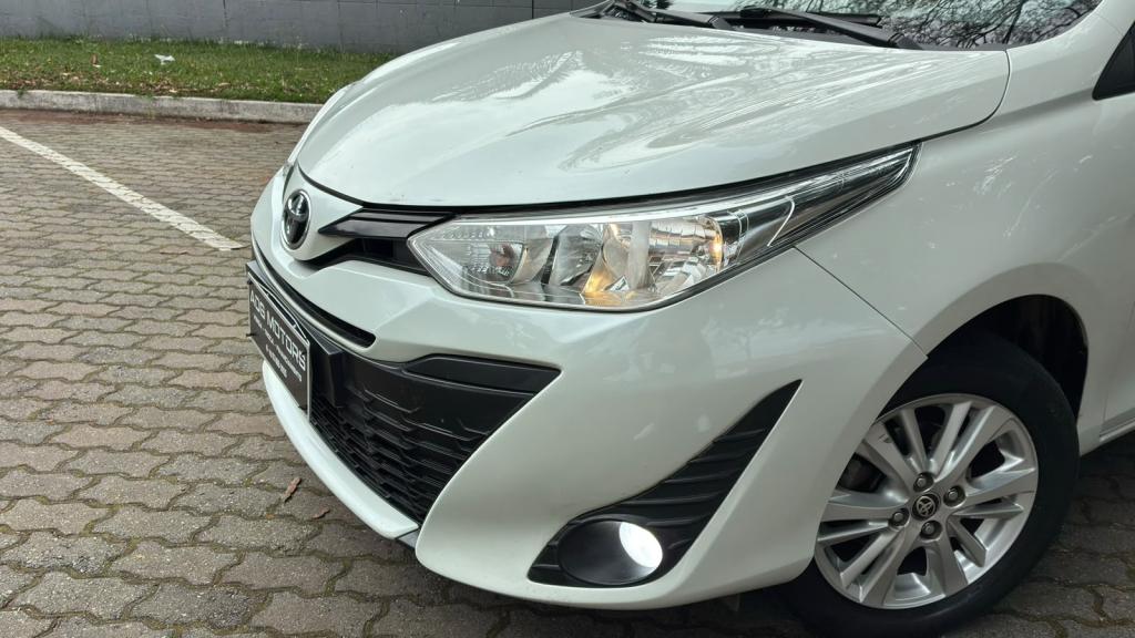 TOYOTA Yaris Hatch - Foto