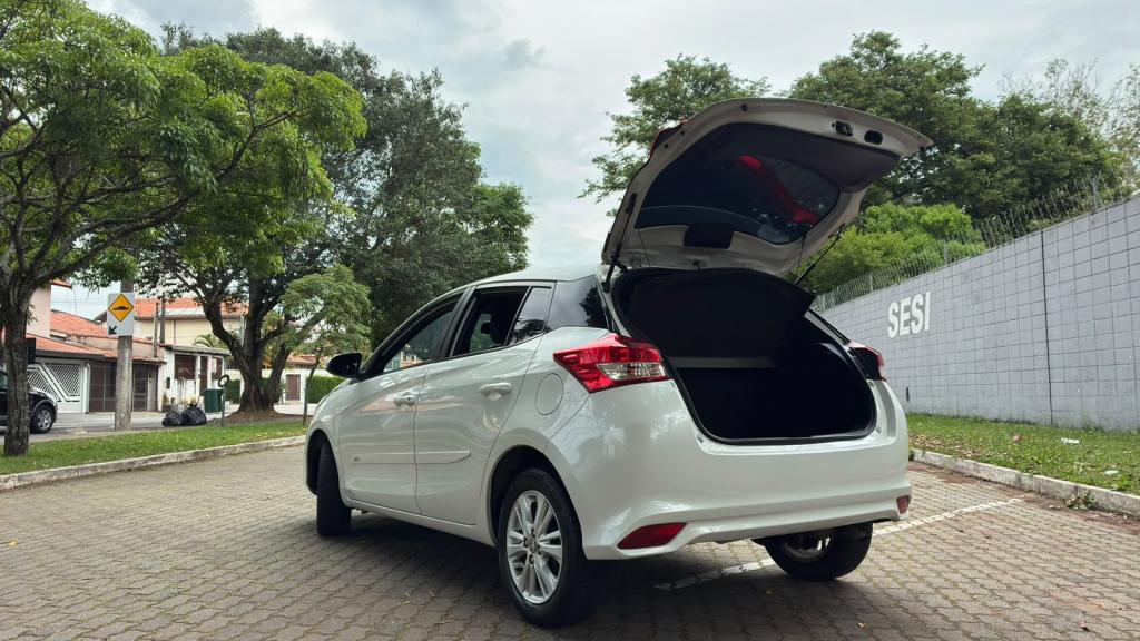 TOYOTA Yaris Hatch - Foto
