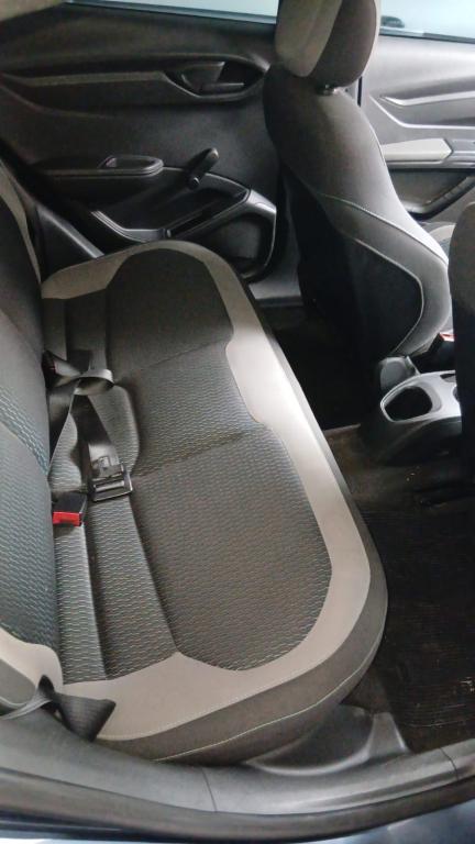 TOYOTA Yaris Sedan - Foto