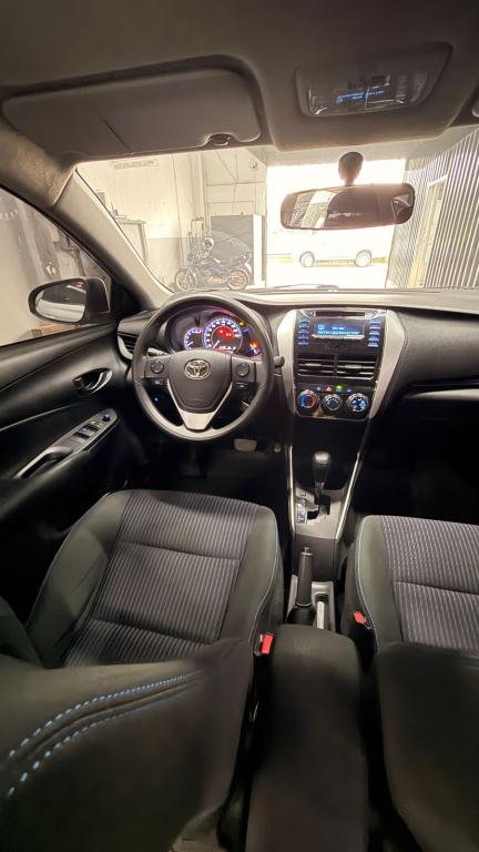 TOYOTA Yaris Sedan - Foto