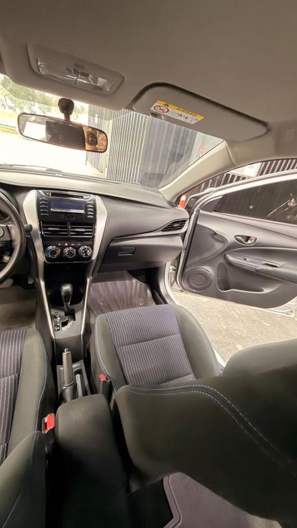 TOYOTA Yaris Sedan - Foto