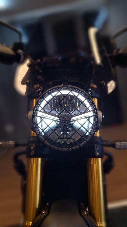 TRIUMPH Scrambler 400X - Foto