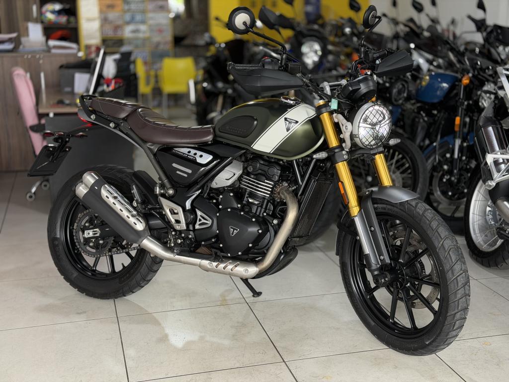 TRIUMPH Scrambler 400X