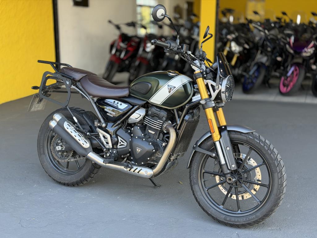 TRIUMPH Scrambler 400X