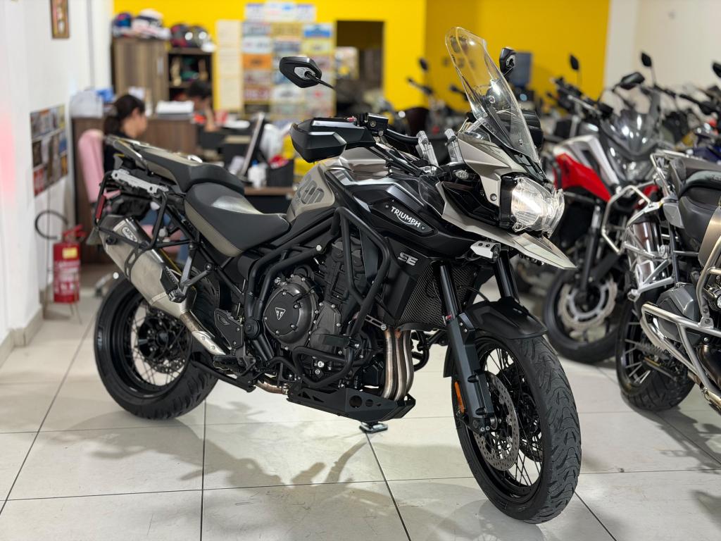TRIUMPH Tiger 1200
