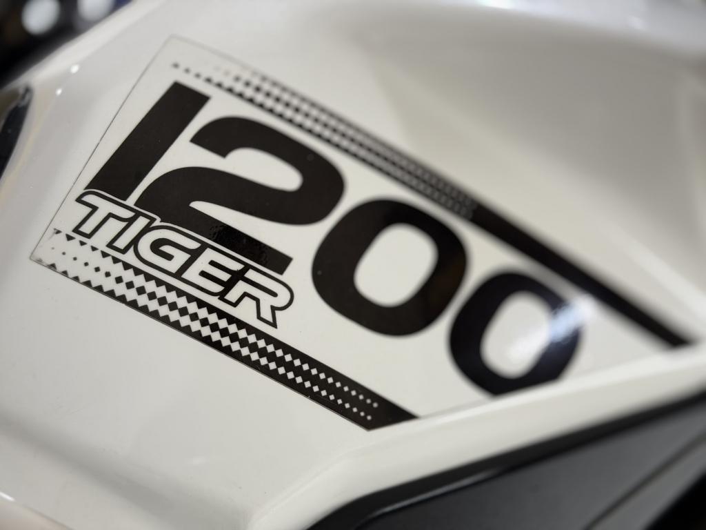 TRIUMPH Tiger 1200 - Foto
