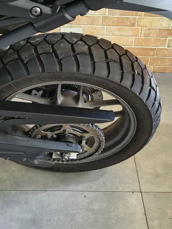 TRIUMPH Tiger 800 - Foto