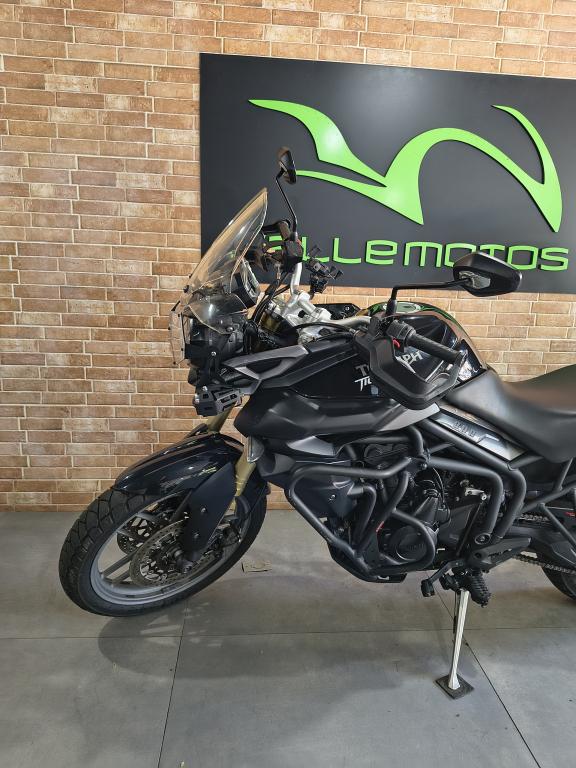 TRIUMPH Tiger 800 - Foto