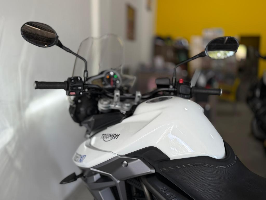 TRIUMPH Tiger 800 - Foto