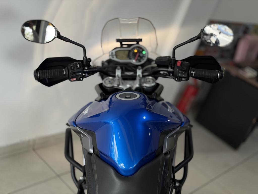 TRIUMPH Tiger 800 - Foto