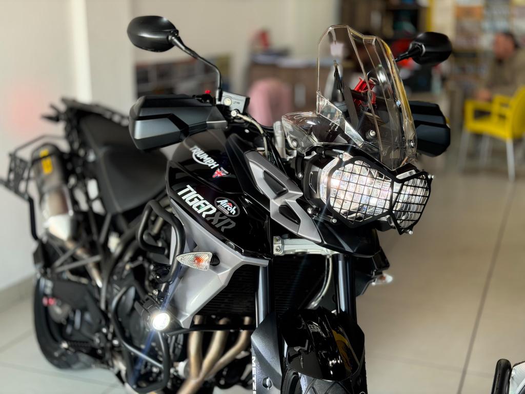 TRIUMPH Tiger 800 - Foto