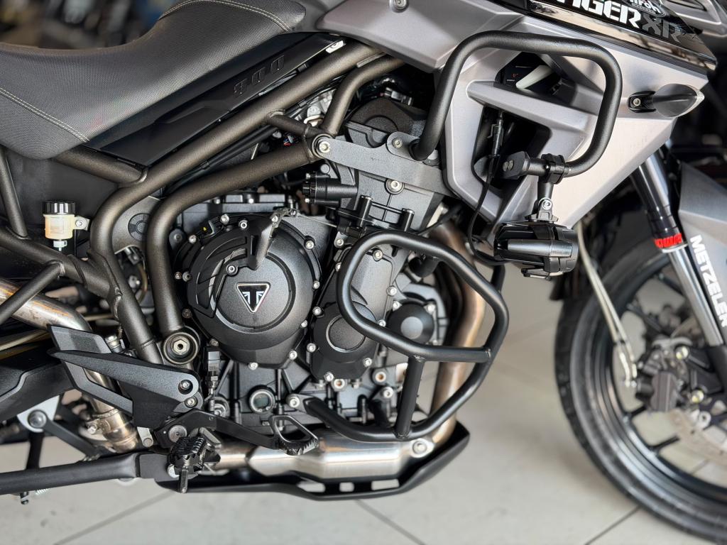 TRIUMPH Tiger 800 - Foto