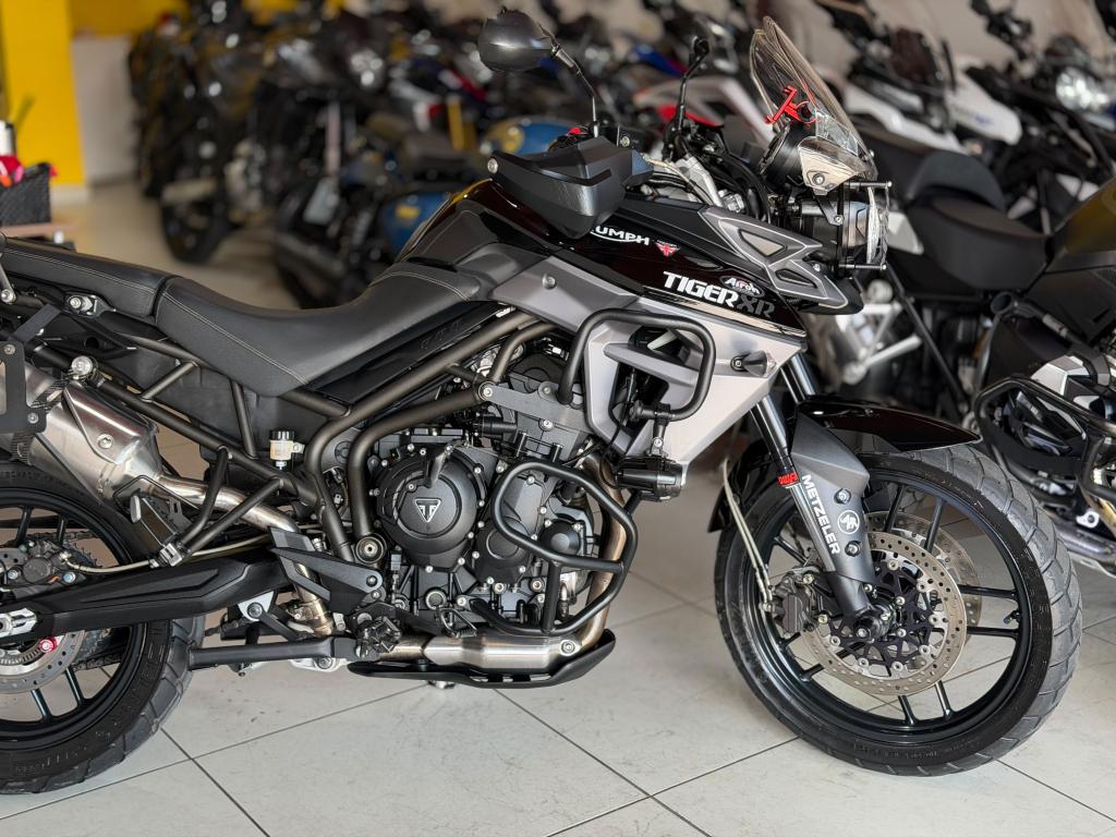 TRIUMPH Tiger 800 - Foto