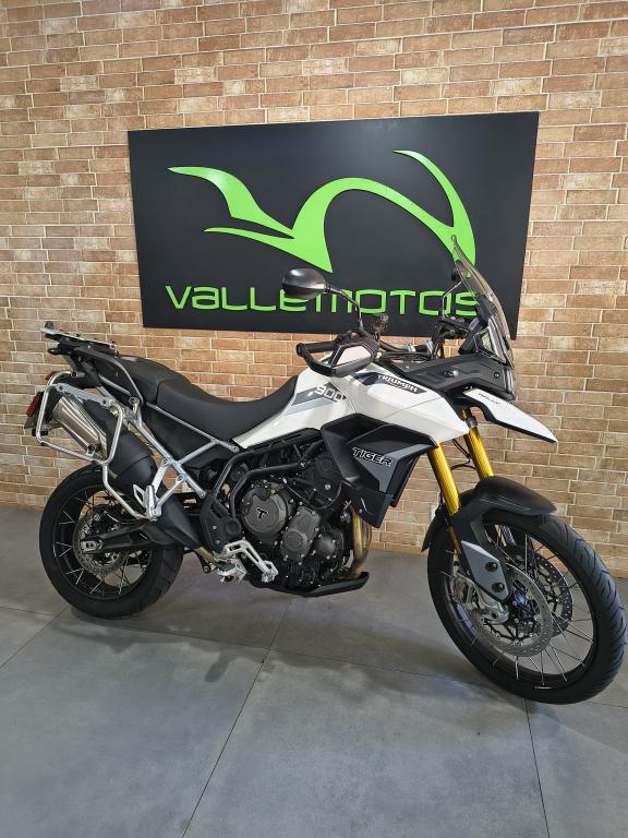 TRIUMPH Tiger 900 - Foto