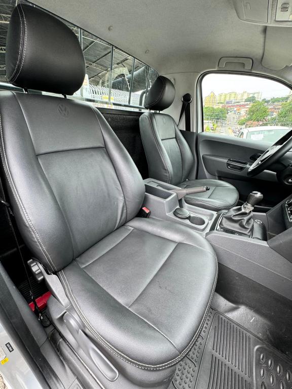 VOLKSWAGEN Amarok - Foto