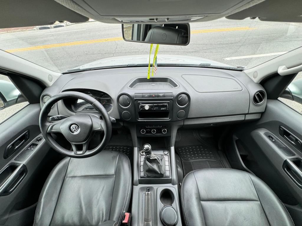 VOLKSWAGEN Amarok - Foto