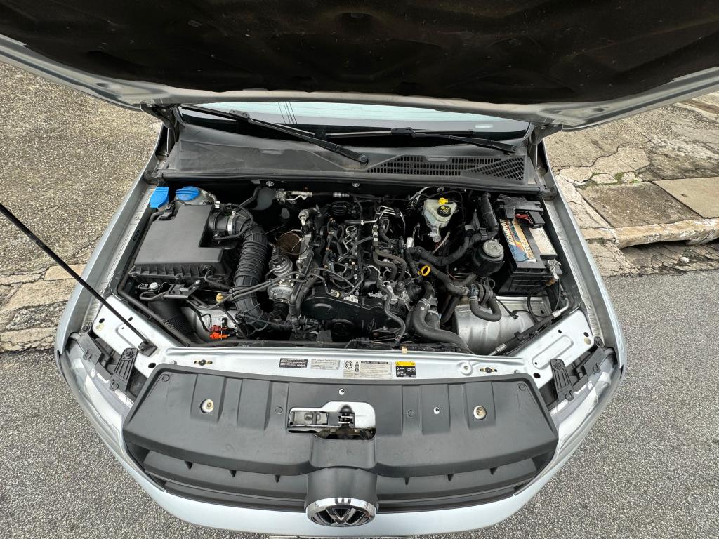 VOLKSWAGEN Amarok - Foto