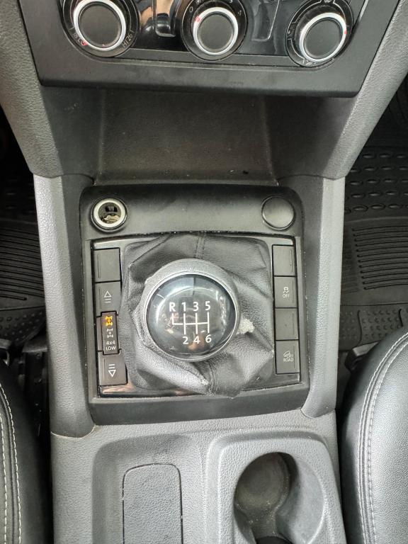 VOLKSWAGEN Amarok - Foto