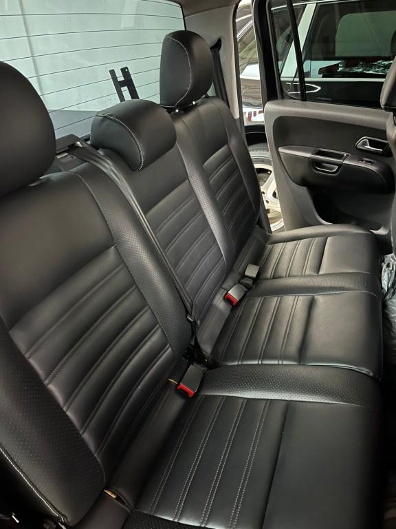 VOLKSWAGEN Amarok - Foto